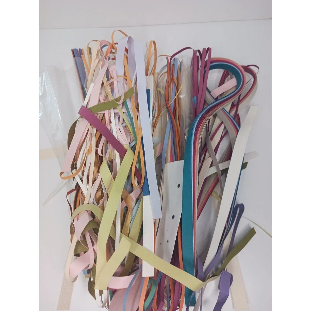 Lot‎ Of Quilling paper strips Quill Art- Red/Green/Blue/White/Purple By Gini